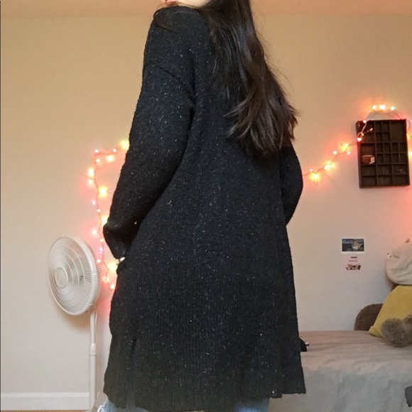 Warm and comfy black cardigan - Picture 2 of 4